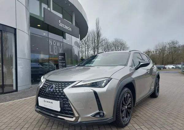 lexus Lexus UX cena 152900 przebieg: 16562, rok produkcji 2022 z Szczecin